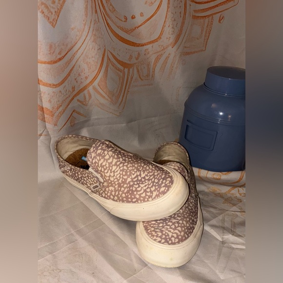 Vans Shoes - Vans Women's Sneakers - Cream and White